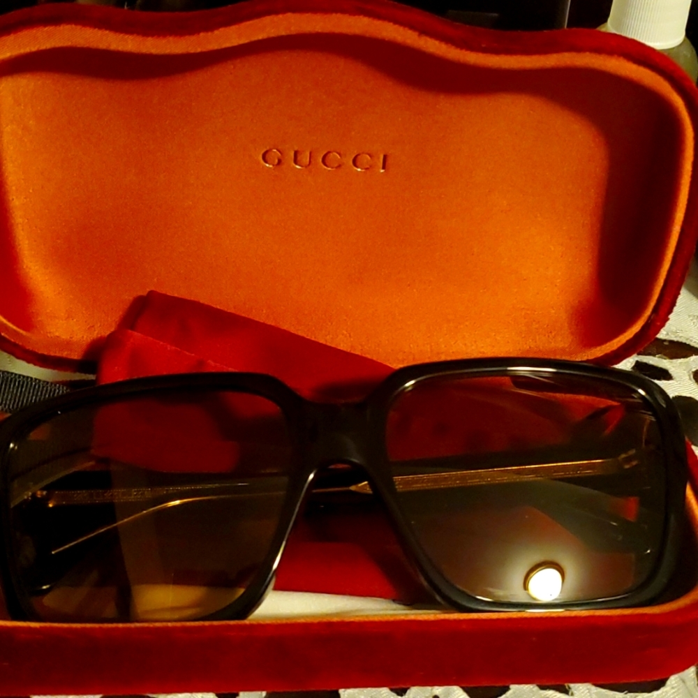 Gucci sunglasses